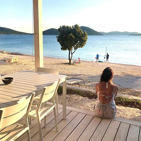 Buqez Eco Resort - Beachfront 20 & House 42 Drage Ngoại thất bức ảnh