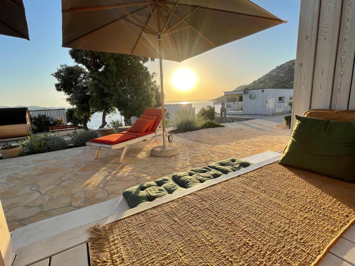 Buqez Eco Resort - Beachfront 20 & House 42 Drage Ngoại thất bức ảnh